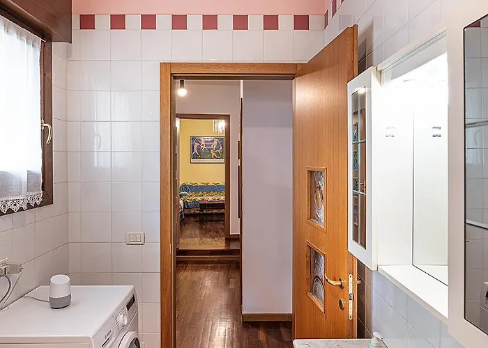 Vicino Al Centro Citta Con Garage Apartament